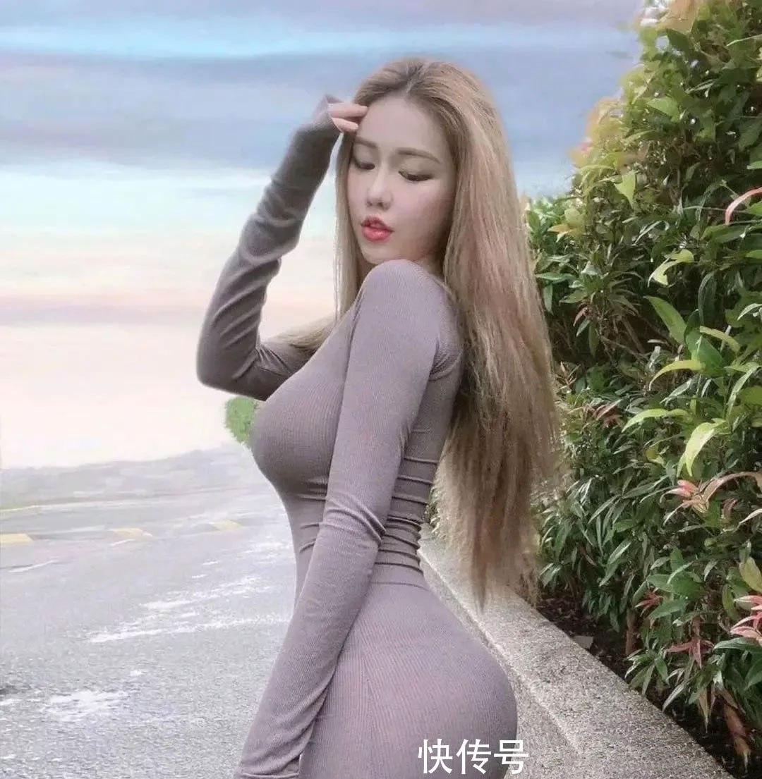 马来西亚E罩杯模特，健身打造S型曲线身材，堪称是“性感尤物”